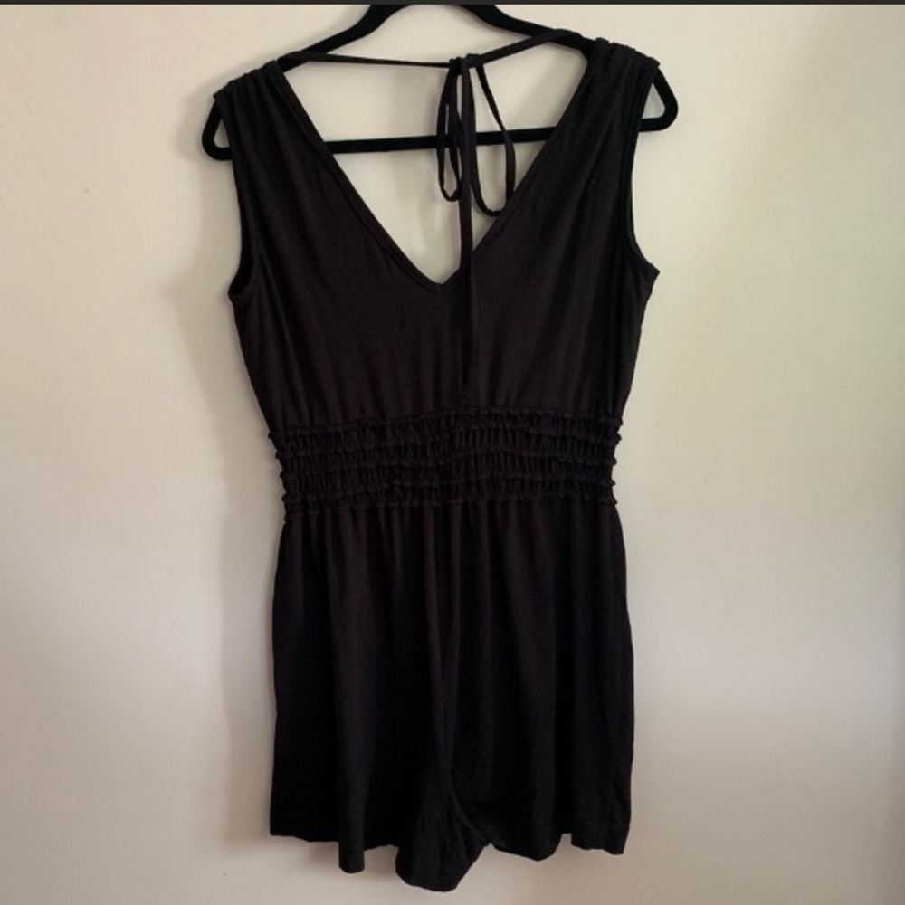 Max Studio Large Romper Deep V-Neck Black